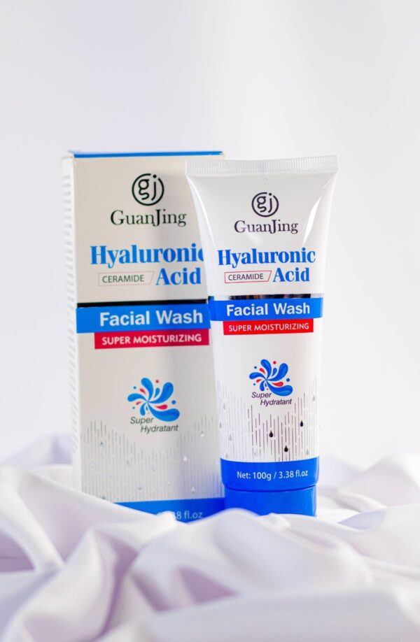 JABÓN FACIAL DE ACIDO HIALURONICO GUANJING