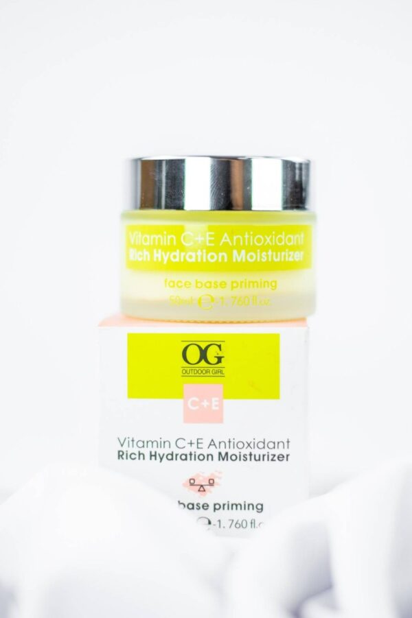 CREMA HIDRATANTE CON COLÁGENO Y VITAMINAS C + E OG
