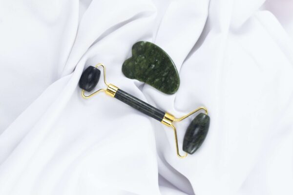 DUO PIEDRA GUA SHA + RODILLO HADE - Image 3